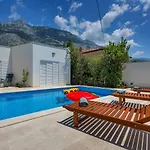 Mediteraneo Appartement Makarska